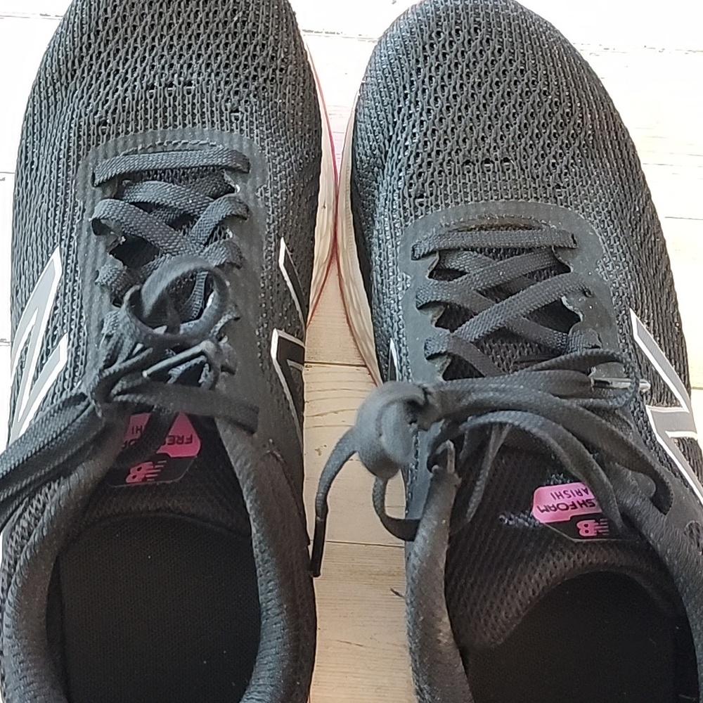 New balance sneakers with fresh foam - Picture 5 of 7